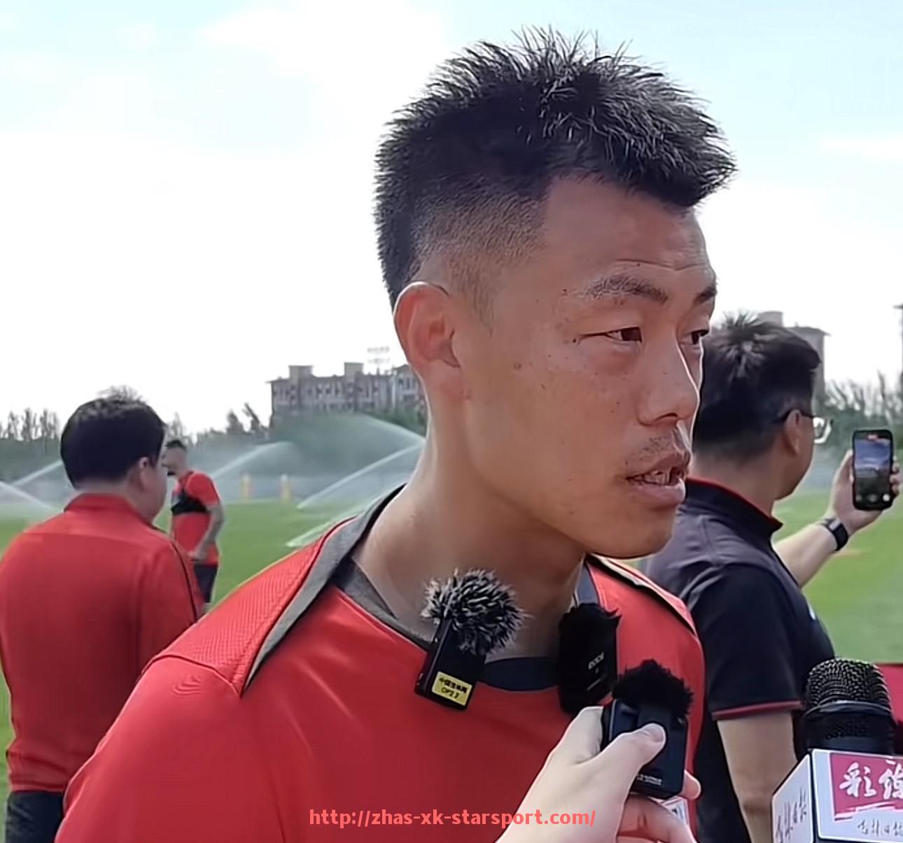 星空体育-NBA火箭队队服图片及历史演变介绍