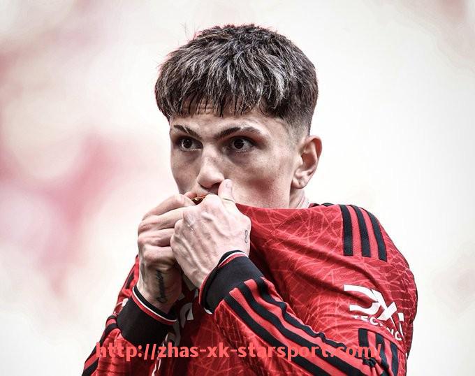 星空体育-德甲球队赛后聚餐活动照片及球员互动