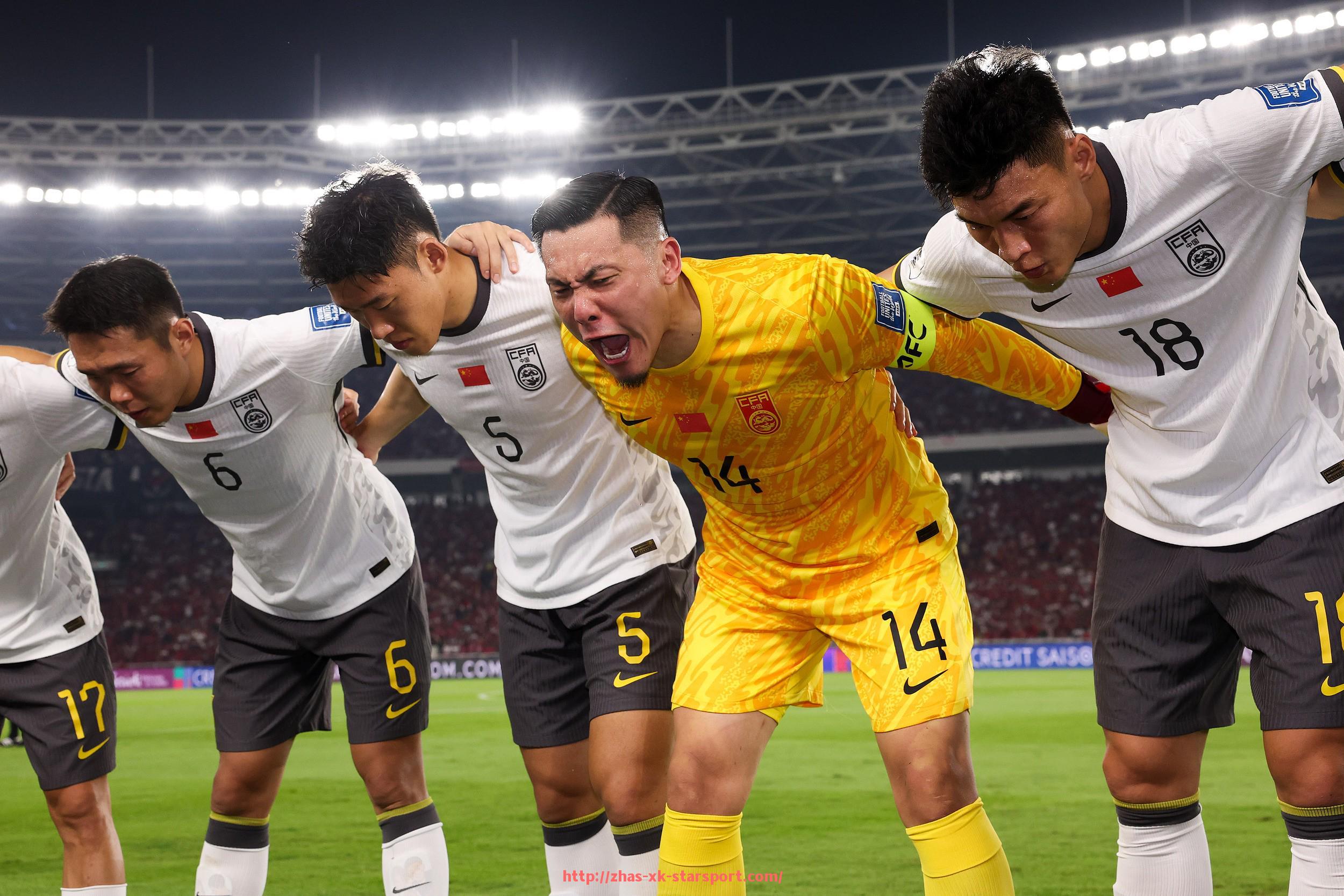 星空体育-NBA火箭队历年队员名单与现役阵容对比